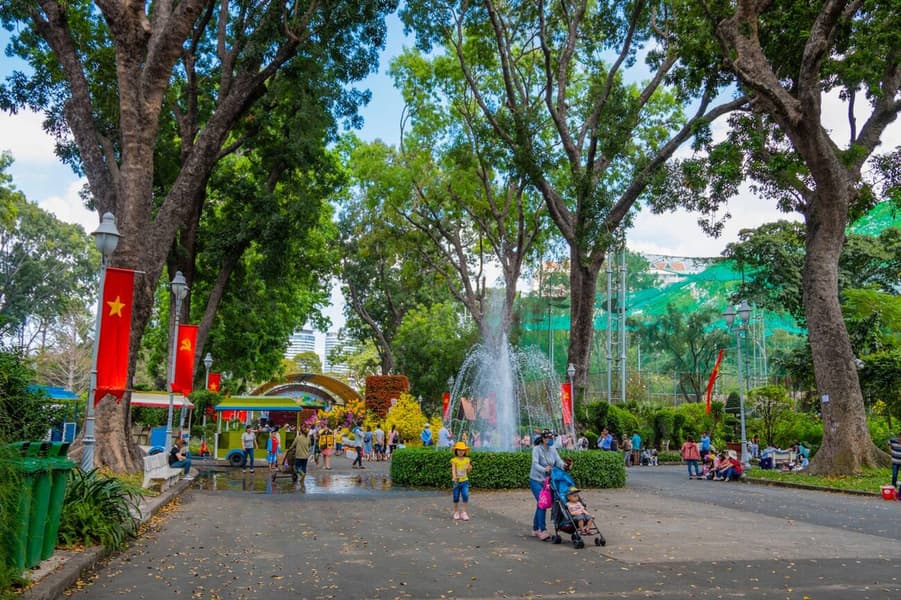 Saigon Zoo & Botanical Gardens Tickets Image