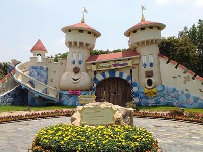 Full Day Dream World Entrance Fee with Rides Only