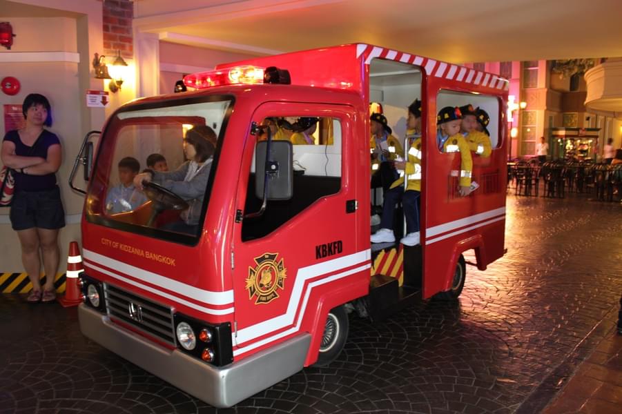 Fire Brigade to save the people