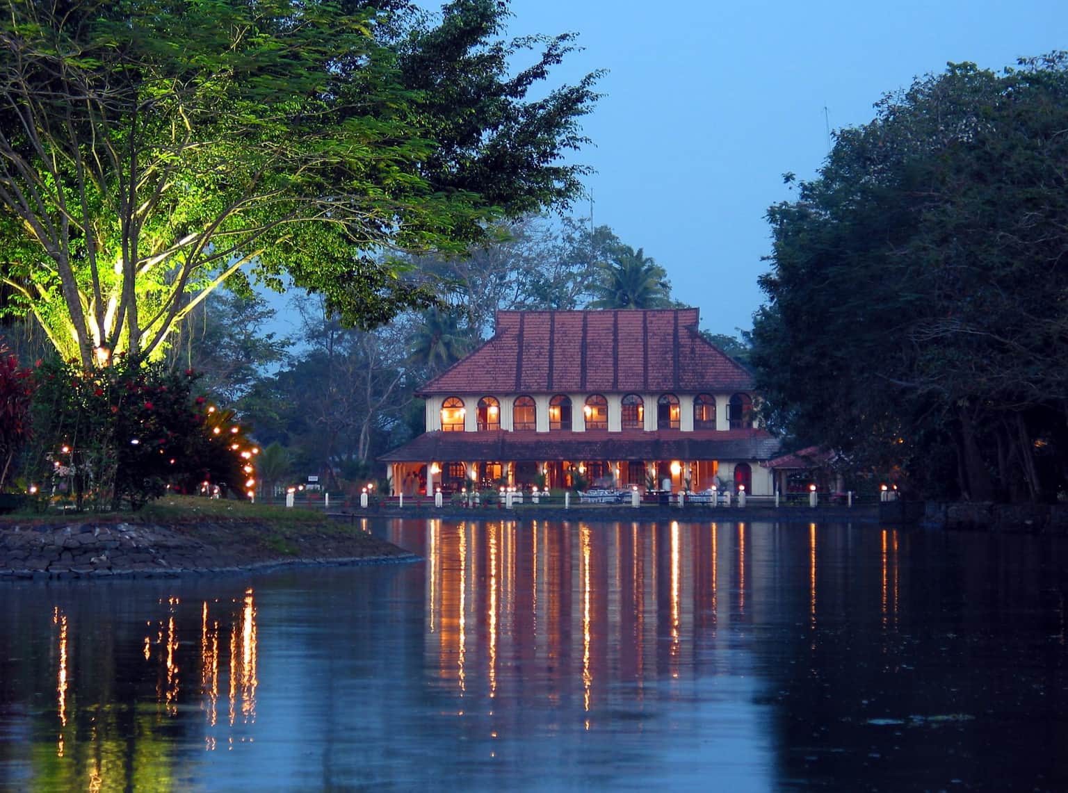 Luxury Getaway Deals From Bangalore - Upto 50% Off