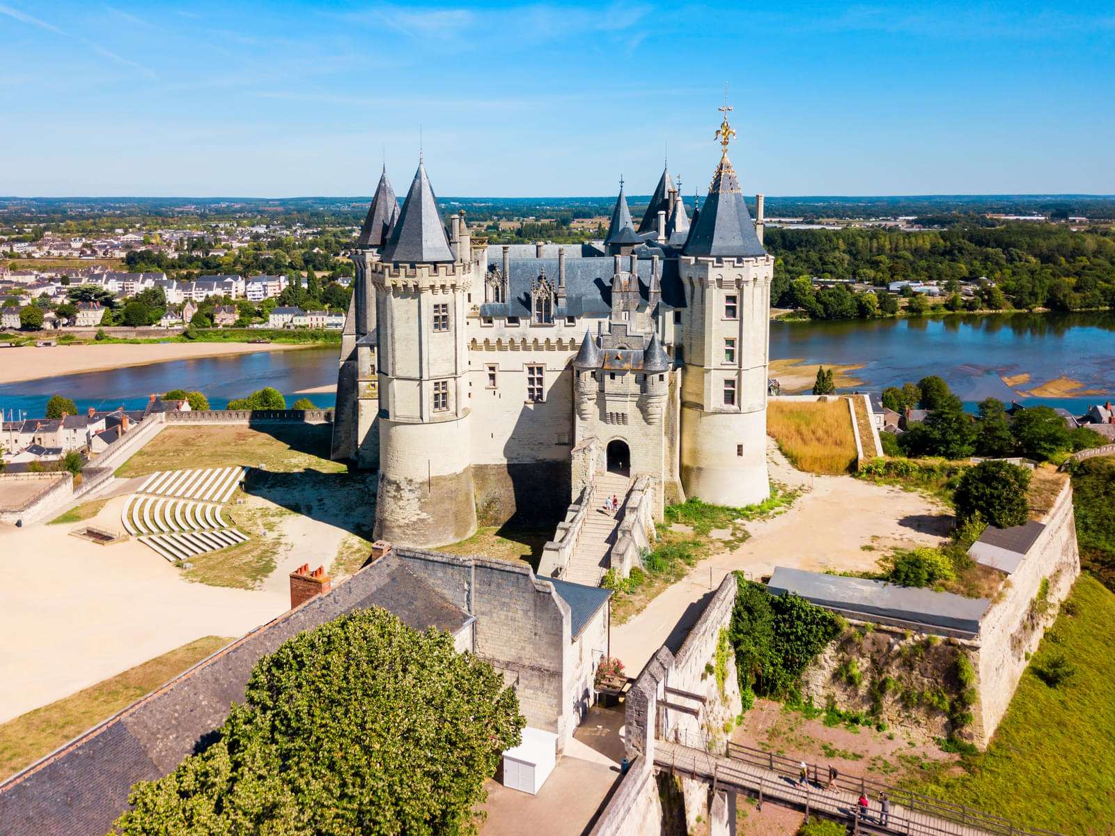 Know Before You Go At Chateau de Saumur