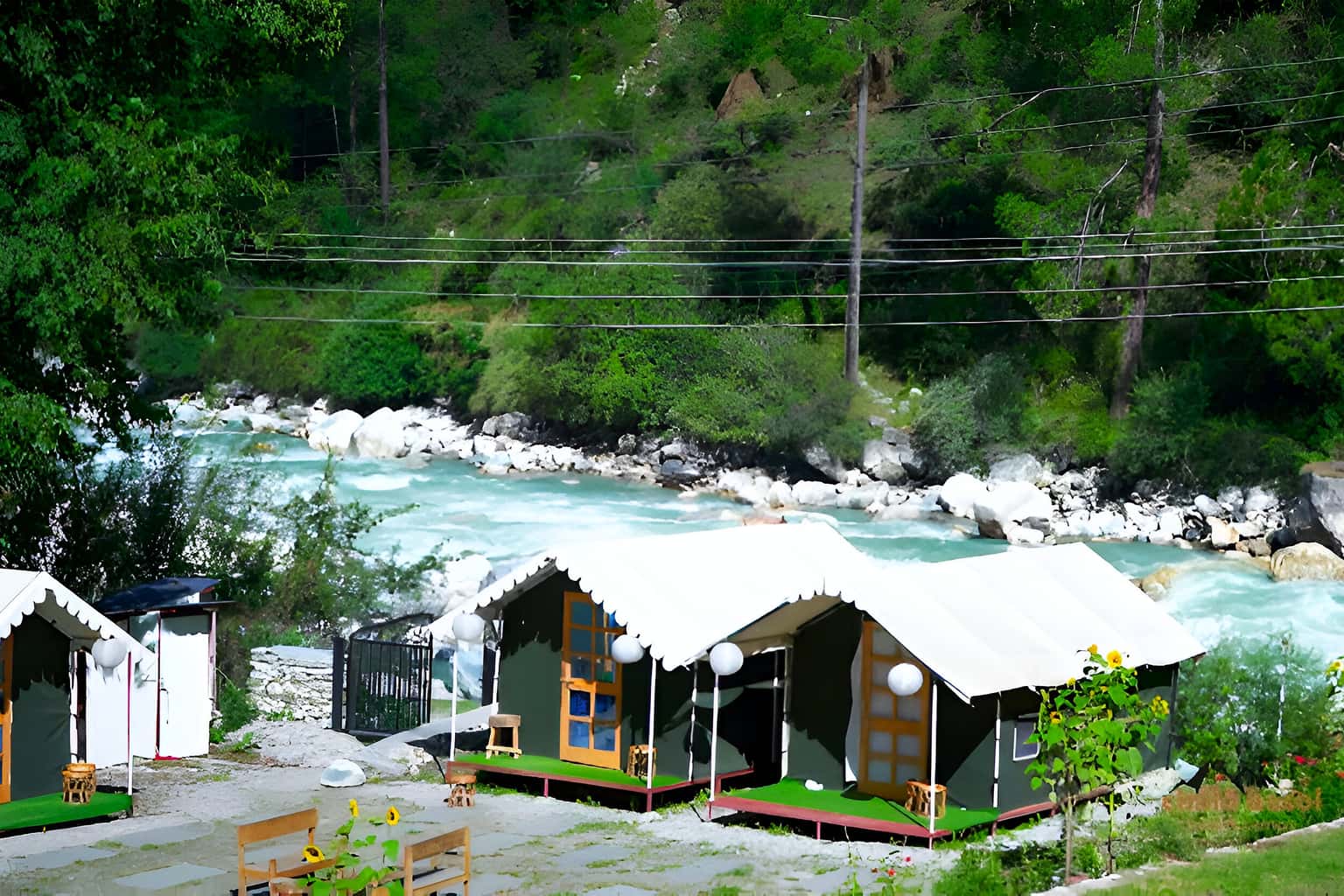 Luxury Riverside Camping in Kasol