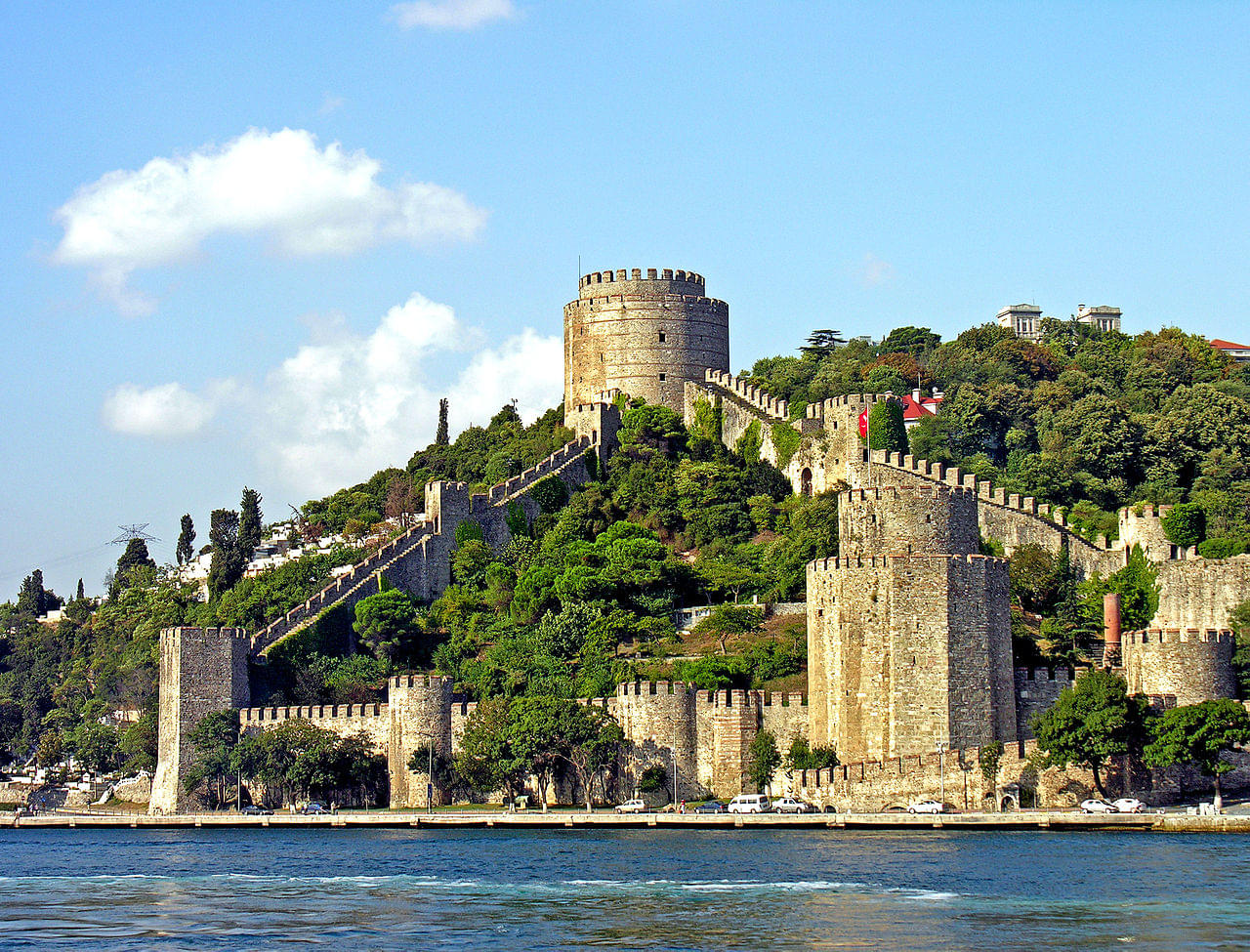 Rumeli Fortress Overview