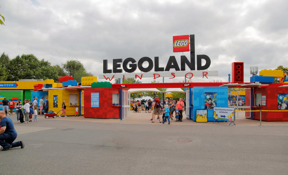 Explore various rides such as Kingdom Quest & Merlin's Apprentice at the Legoland Discovery Centre
