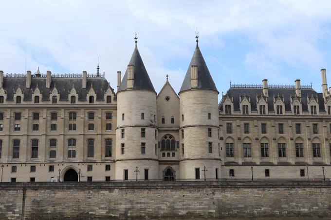 Conciergerie Paris