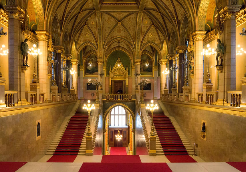 Budapest Parliament Tour Image