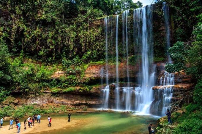 Relax beside Moopun Falls and soak in the views