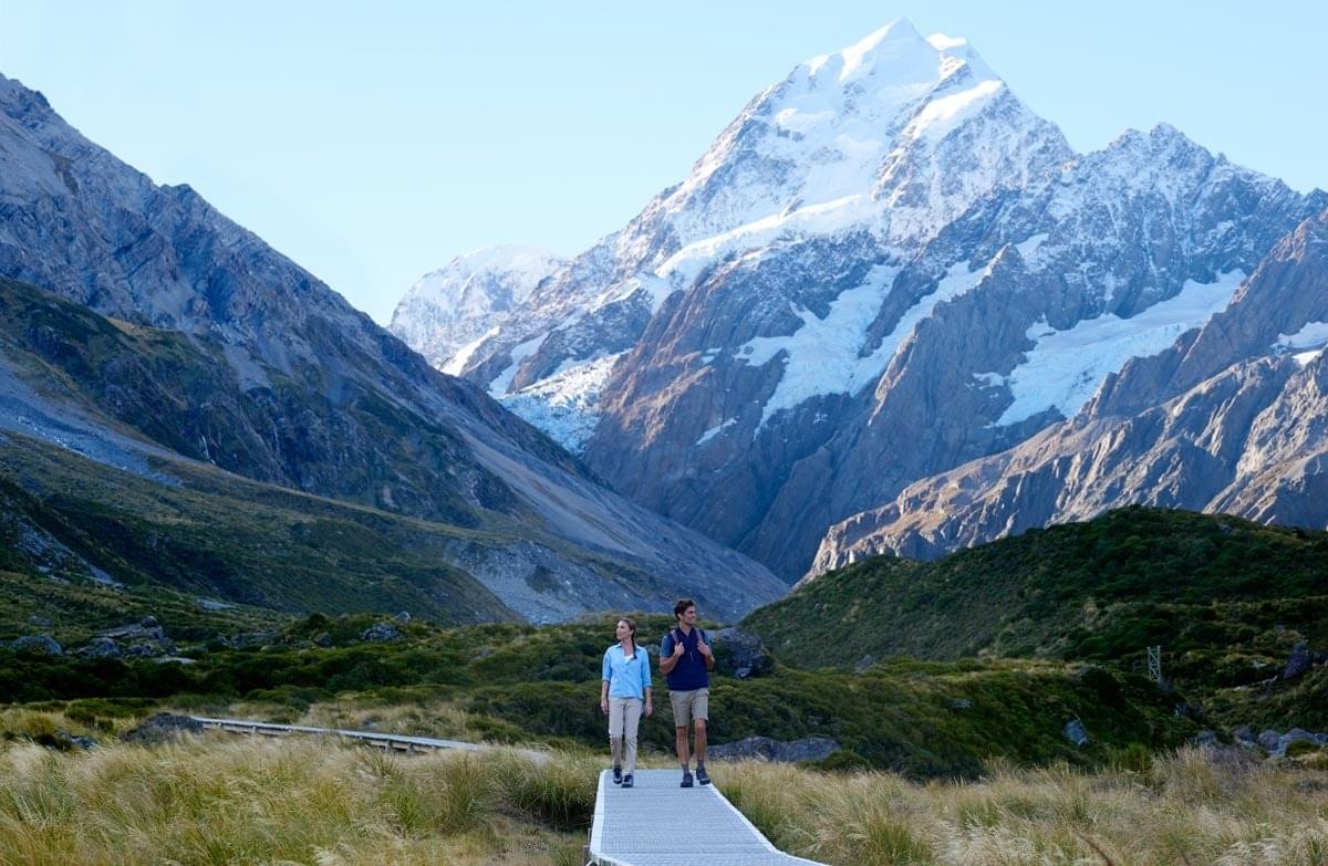 Stroll through the Hooker Valley Track