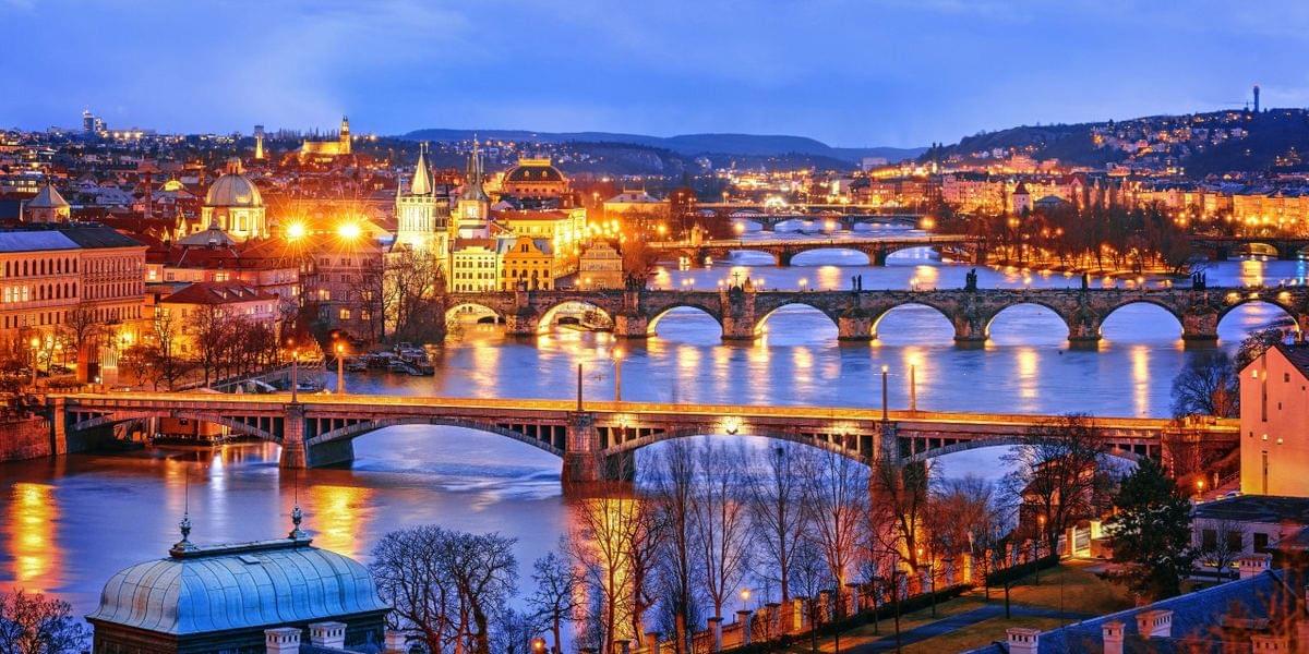Evening Dinner Cruise of Prague with Live Music