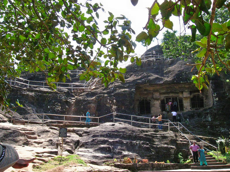 Apsara Vihar Trek Pachmarhi Image