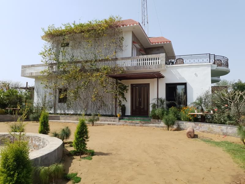 Rustic Homestay Amidst The Lush green Farms in Gurugram Image