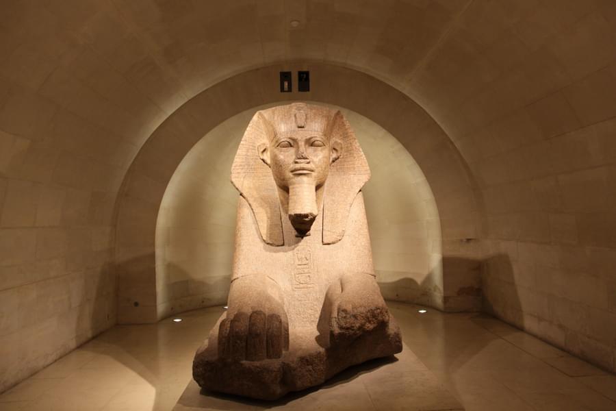 Crypt of the Sphinx Louvre