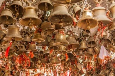 Participate in Aarti Rituals