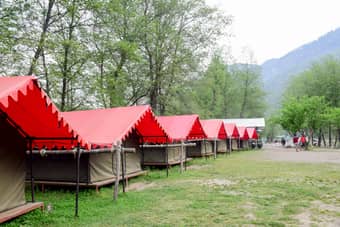 Riverside camping in Kullu