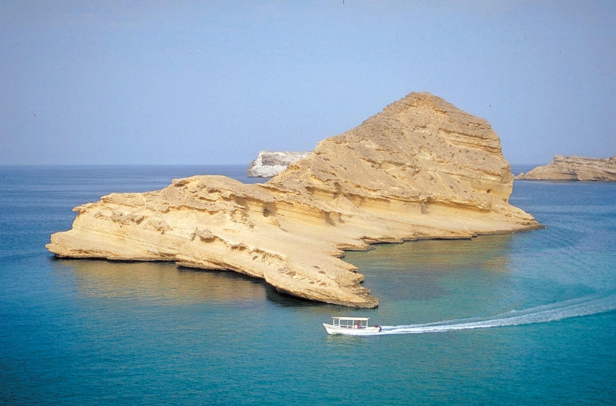 Al Fahal Island Overview