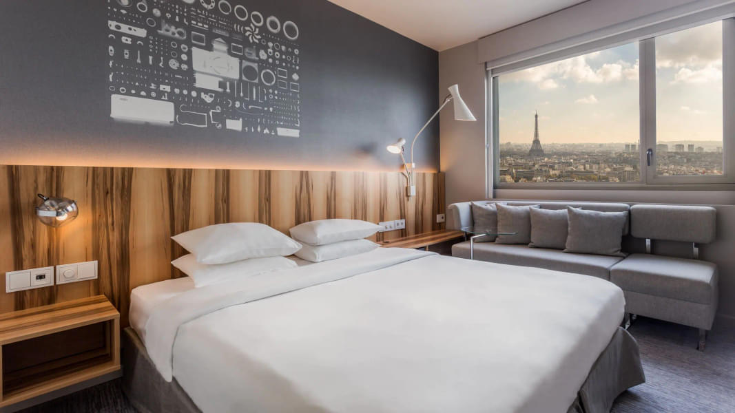 Hyatt Regency Paris Etoile, Hotels with Best View of Eiffel Tower