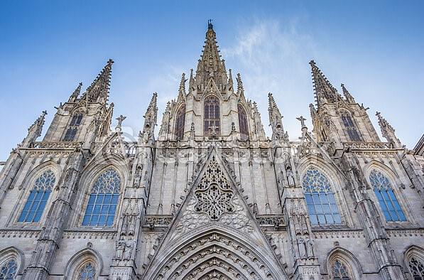 cathedral of barcelona facade