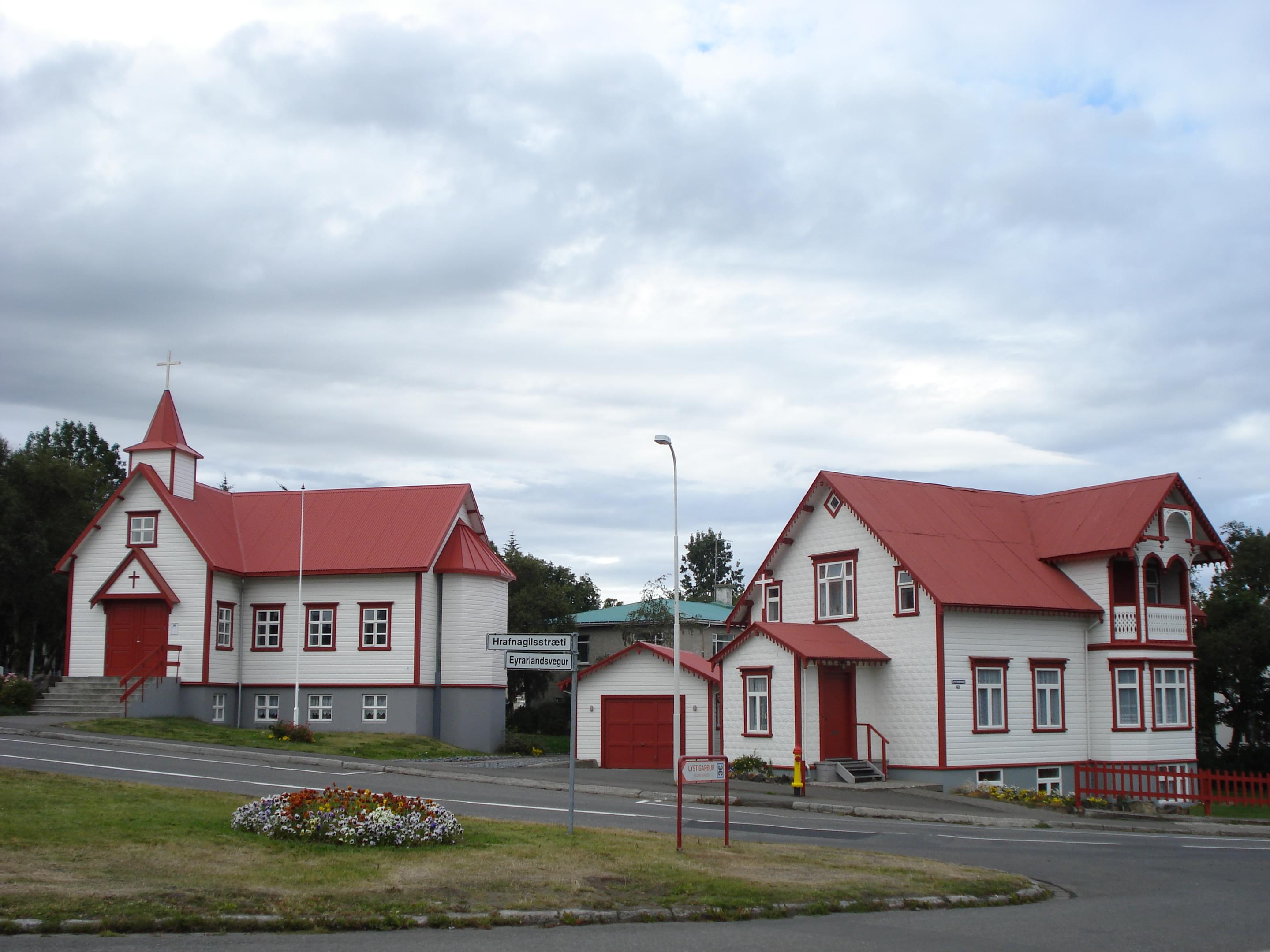 St Peter's Catholic Church, Akureyri Overview