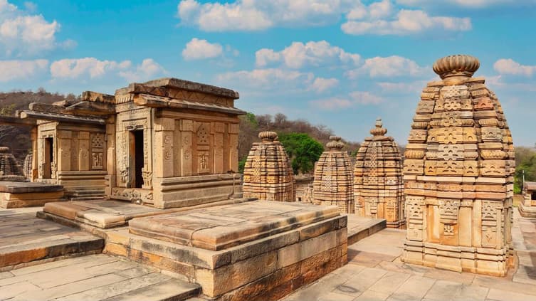 Explore Morena’s rich heritage on a guided tour packed with history and breathtaking sights