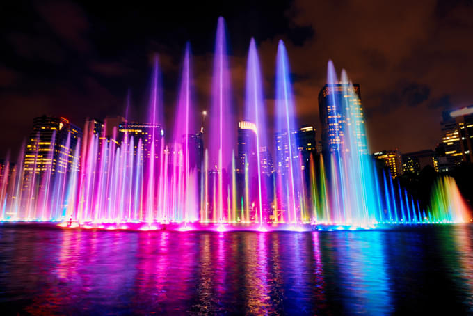 Dubai Fountain Show