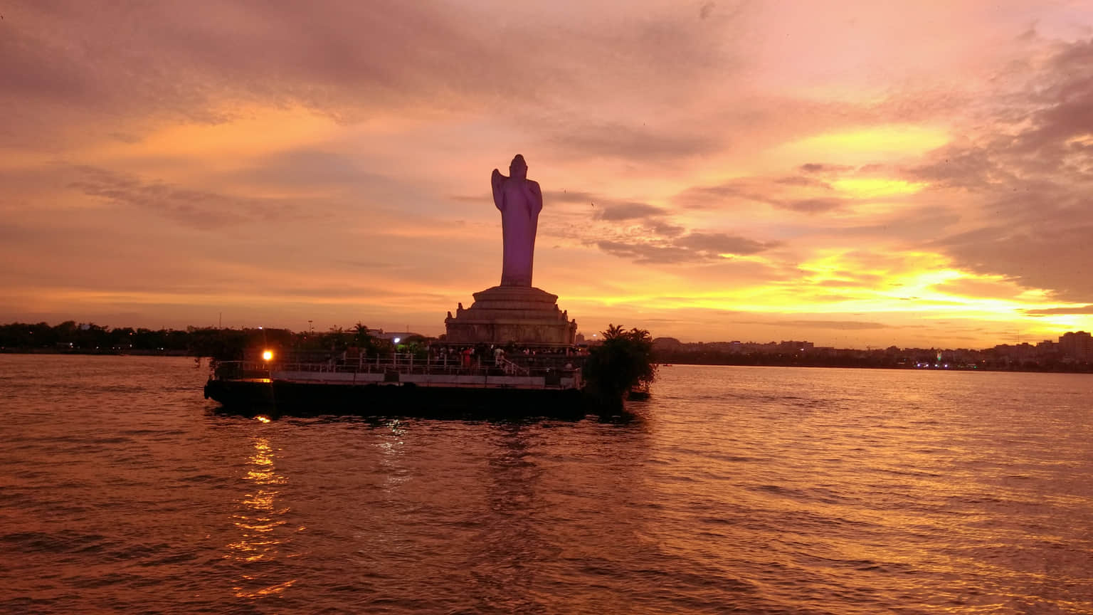 Hussain Sagar Lake, <em>Hyderabad</em>