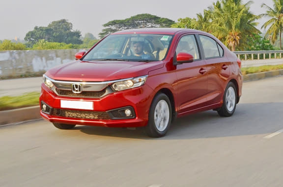 Self Drive Cars In Pune On Rent Flat 16% Book Now!