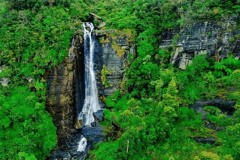 Lover's Leap Waterfall Overview