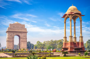 Go for 3.5-hour New Delhi Bicycle Tour and explore New Delhi