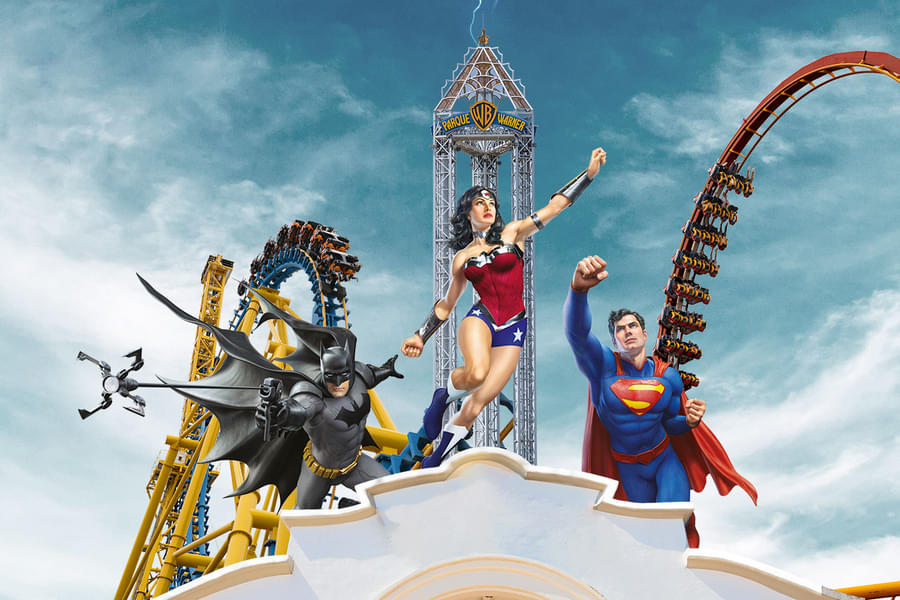 Experience the thrill of the movies at Parque Warner Madrid 