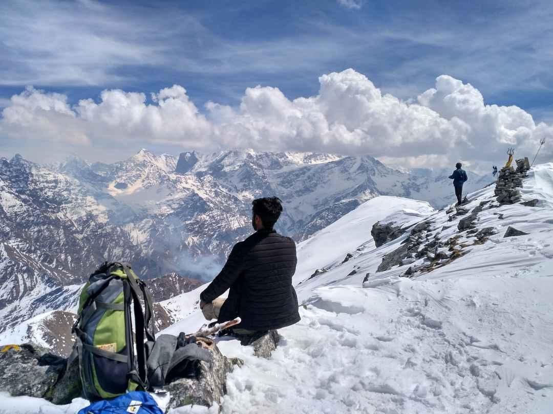 So this is what the world looks like from Pangarchulla Peak!!