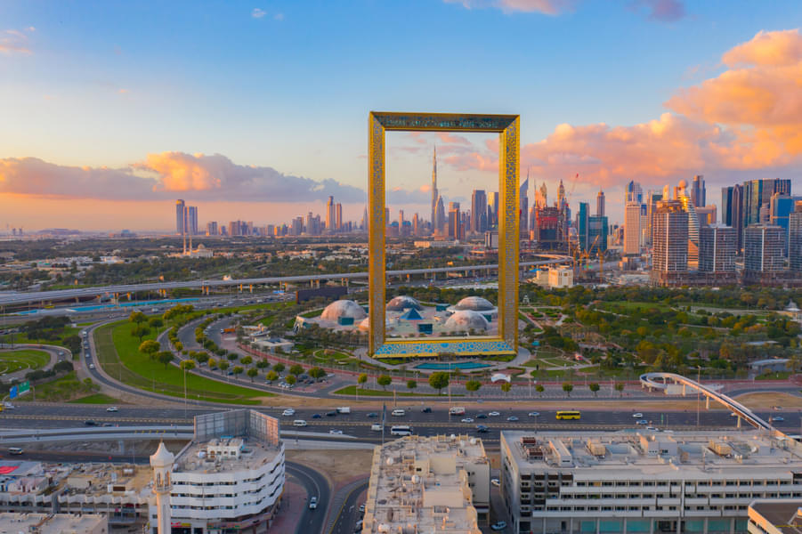 Soak in the stunning views of the famous landmark of Dubai frame