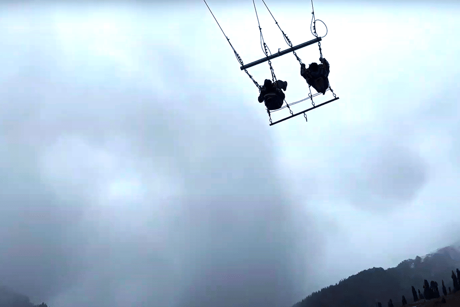 Giant Swing in Solang Valley Image