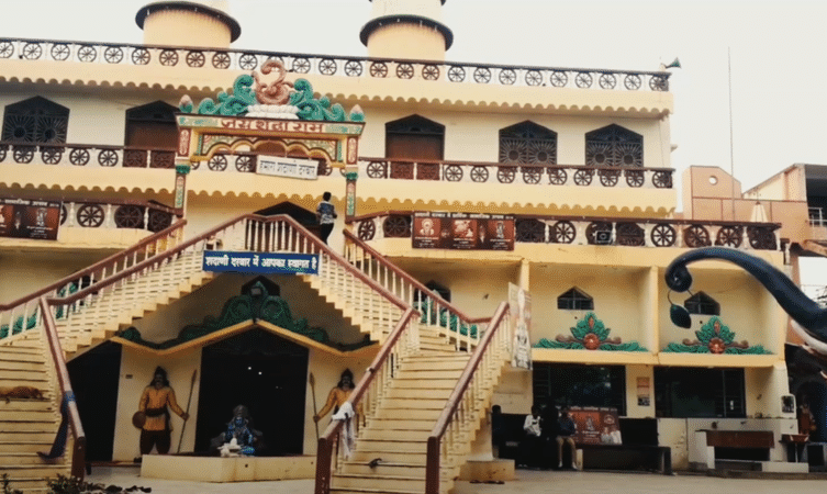 Pujya Shadani Darbar