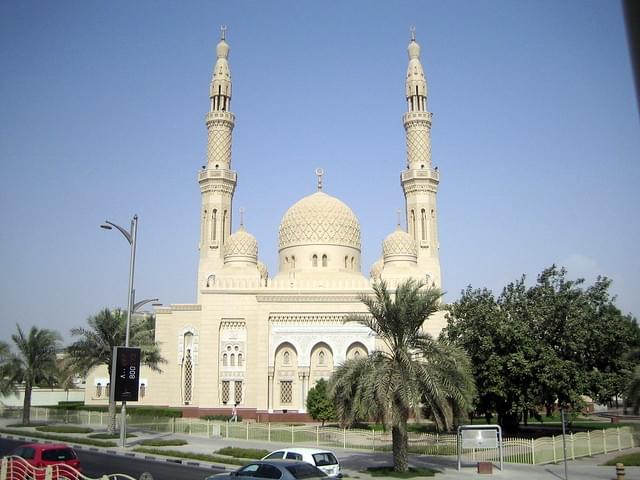 Dubai Mosque