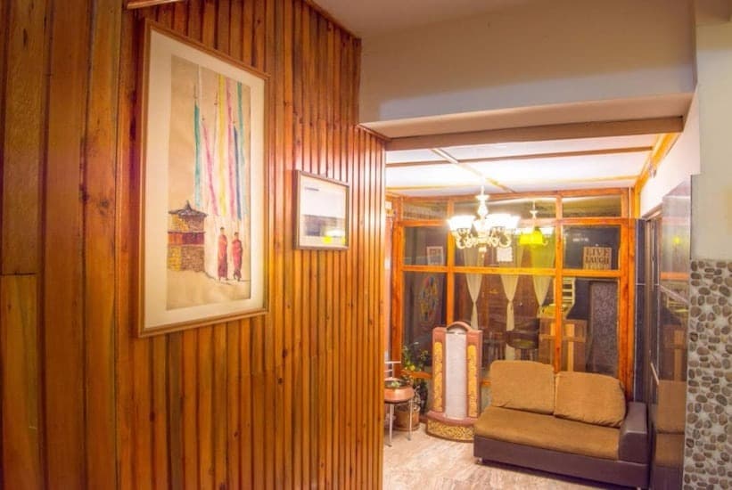 HOTEL KHAMSUM INN