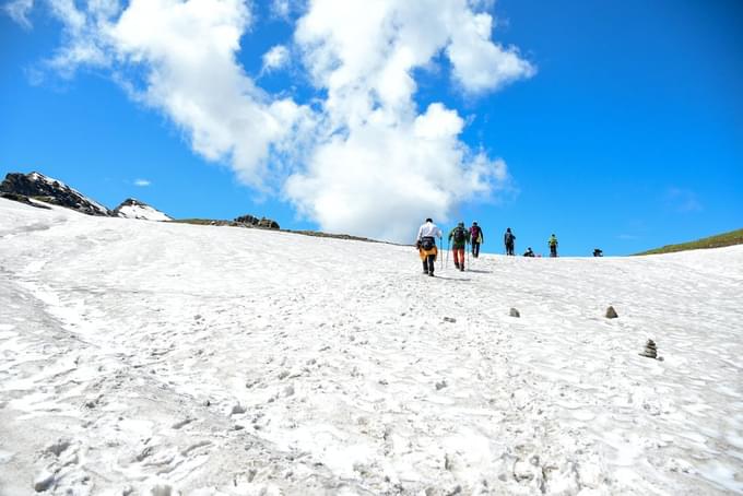 bhrigu lake trek