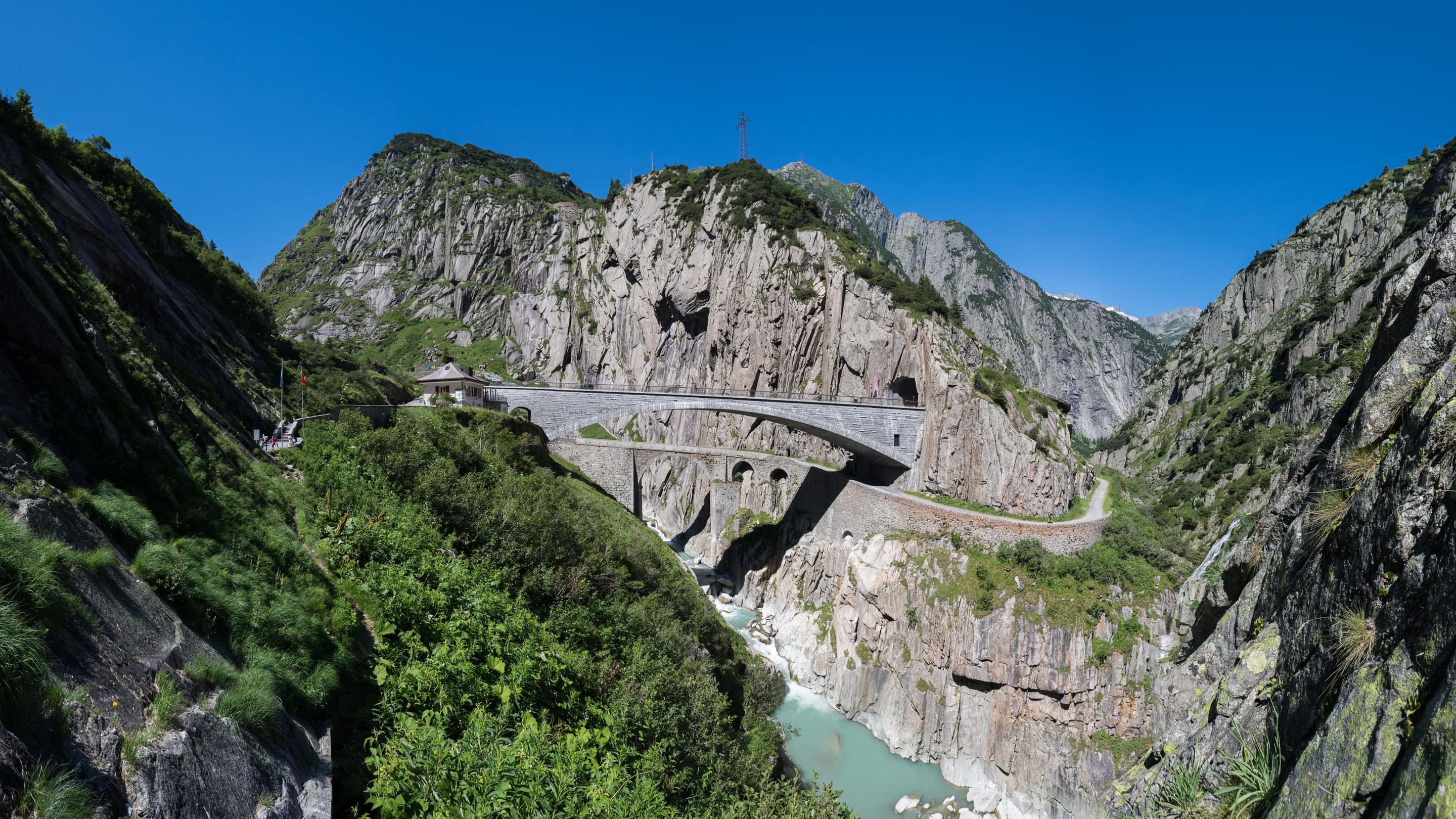 Devil's Bridge Overview