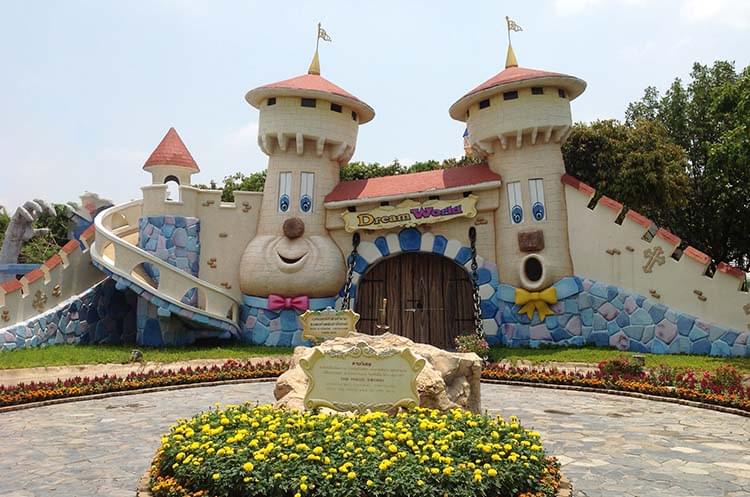 Dream world, Thailand @dreamworldth is about a 45 minutes drive