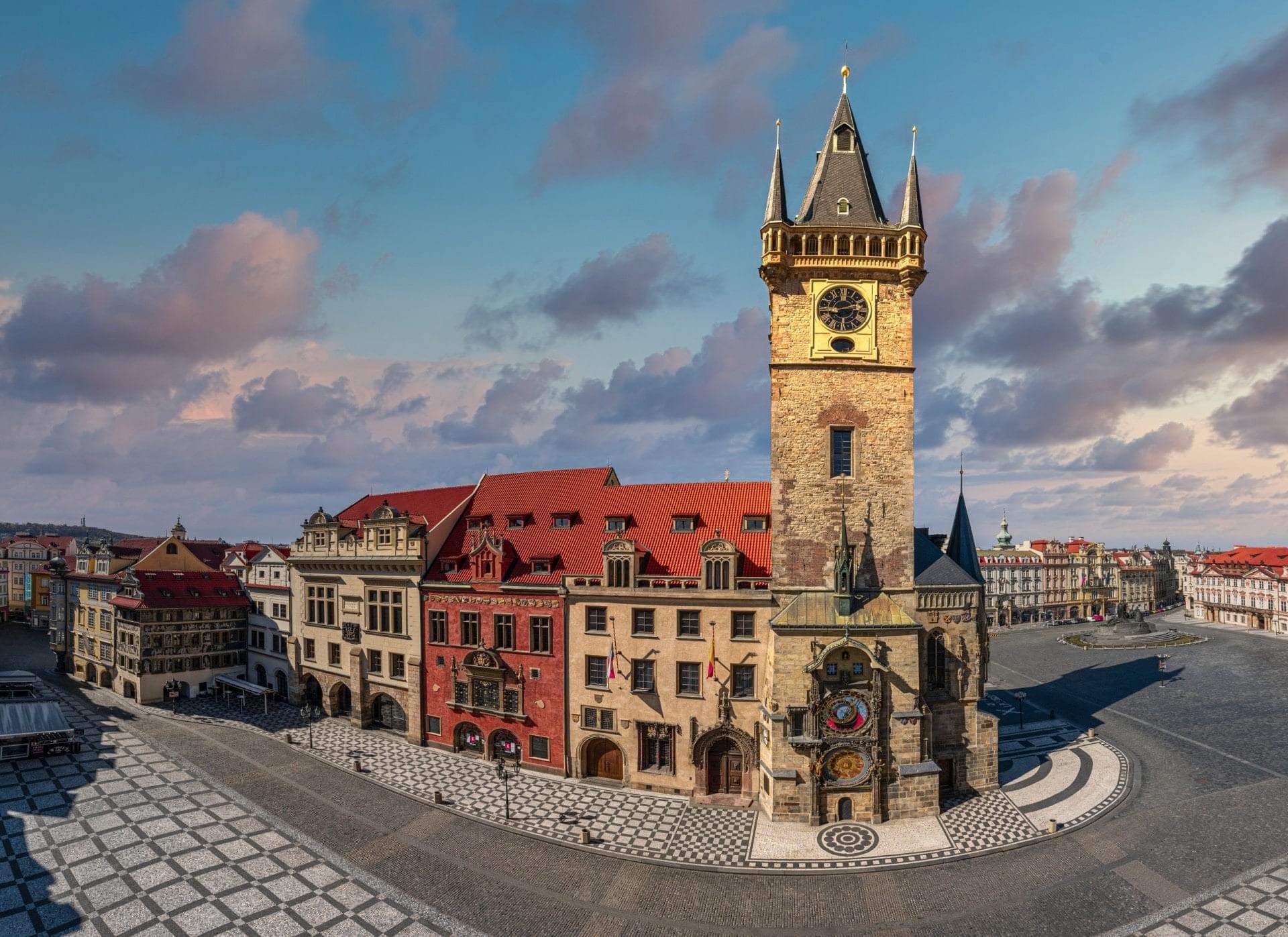 old town hall Overview