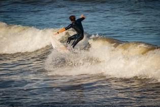 Ssj2dzar9j7q8p833r5fkf81sfiv shutterstock 2058930650