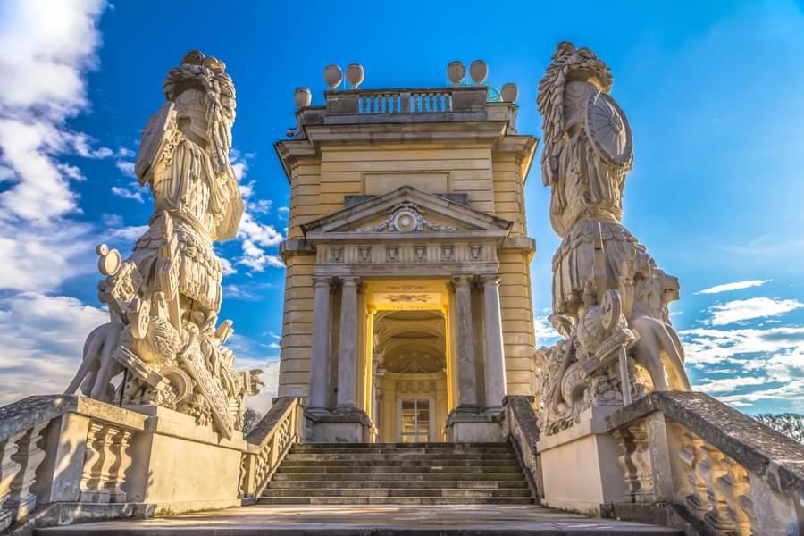 Schonbrunn Palace Tickets Image