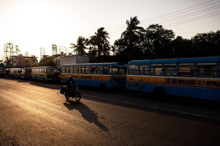 Bike Rental in Kolkata Image