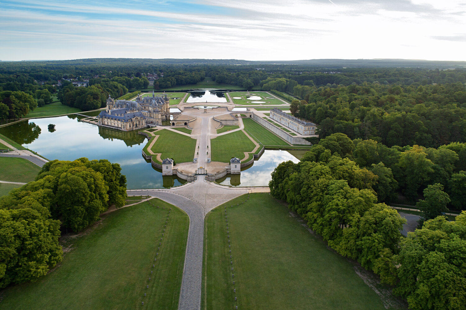 Chateau de Chantilly Paris Overview