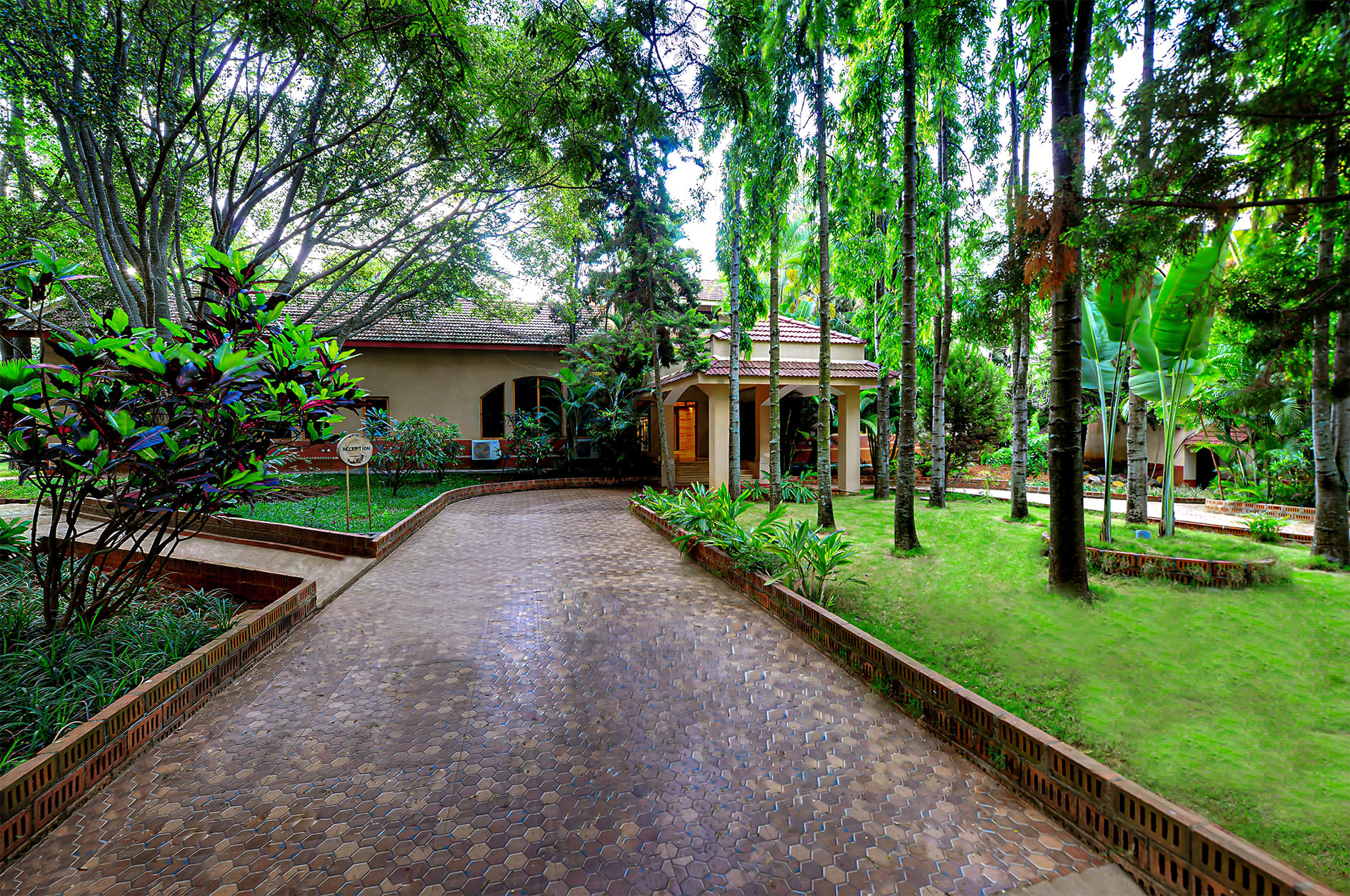 Entrance to the Gold Coin Resort 