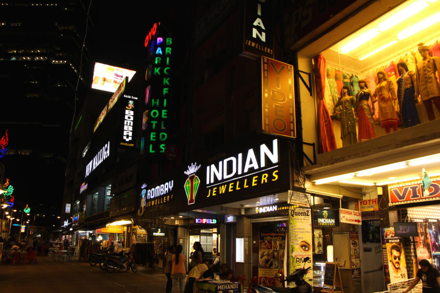 Explore the Streets of Little India