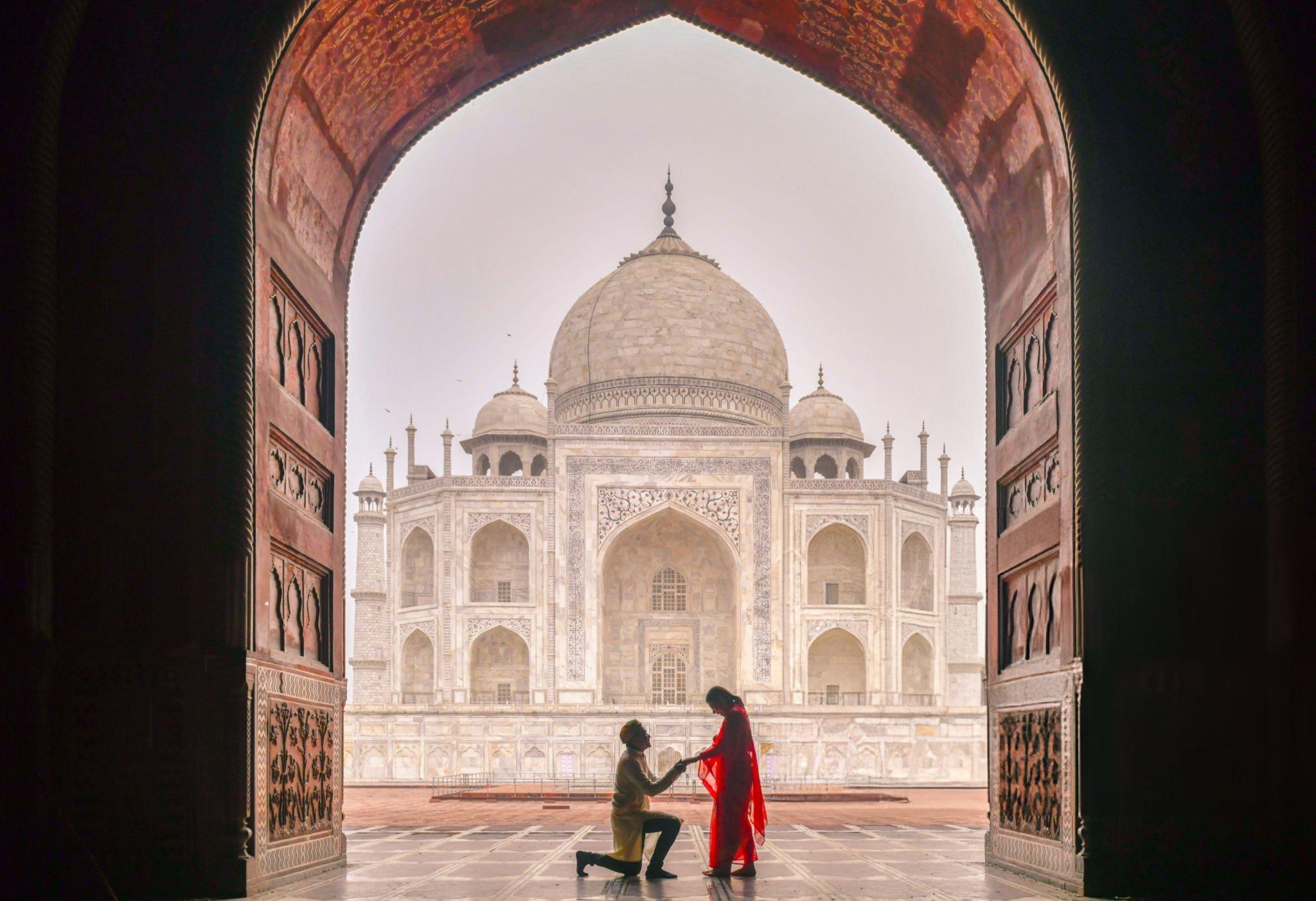 Couple Photoshoot in Agra