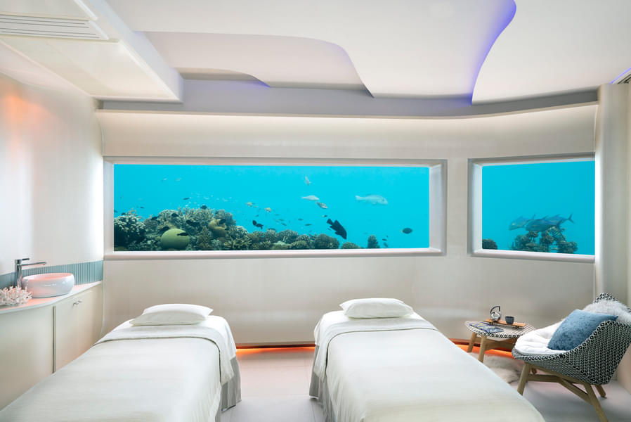 Relax At An Underwater Spa
