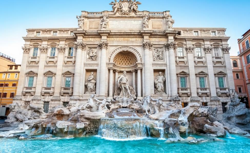 Admire the Beautiful Trevi Fountain