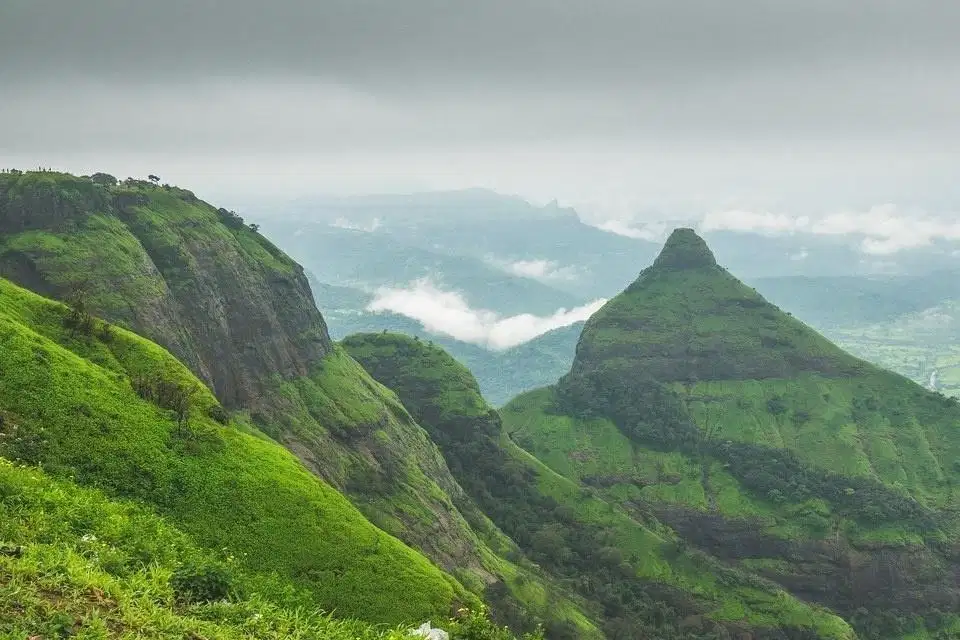 One Day Trip to Lonavala from Mumbai