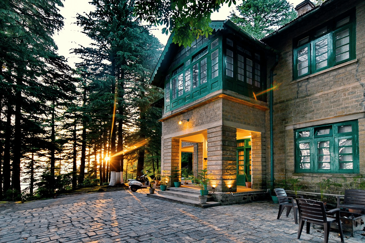 Dalhousie : Getaways with Safety and Luxury in the Lap of Nature